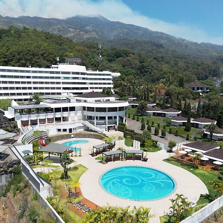 Surya Hotel & Cottages 프리겐 외부 사진