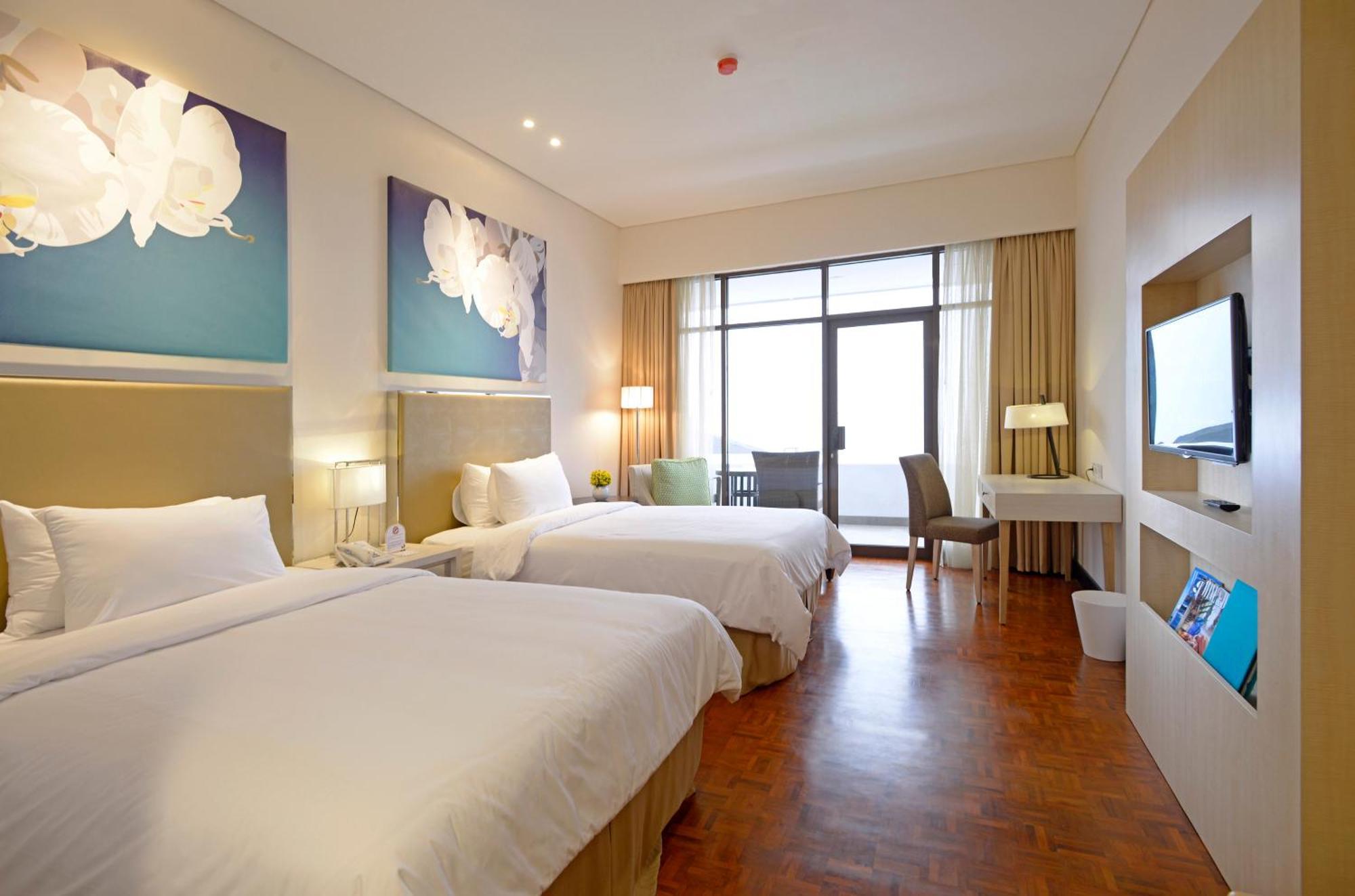 Surya Hotel & Cottages 프리겐 외부 사진