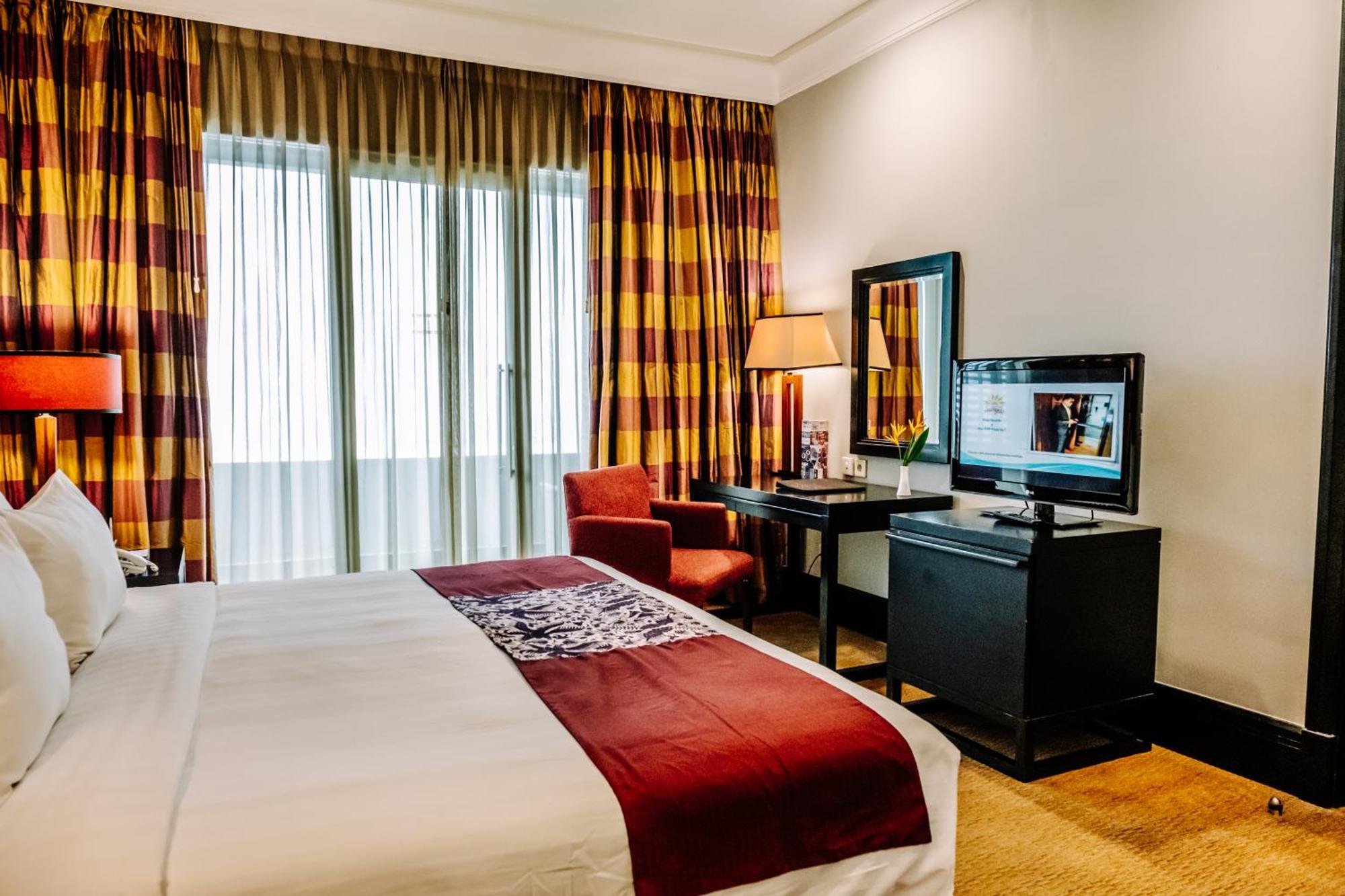 Surya Hotel & Cottages 프리겐 외부 사진