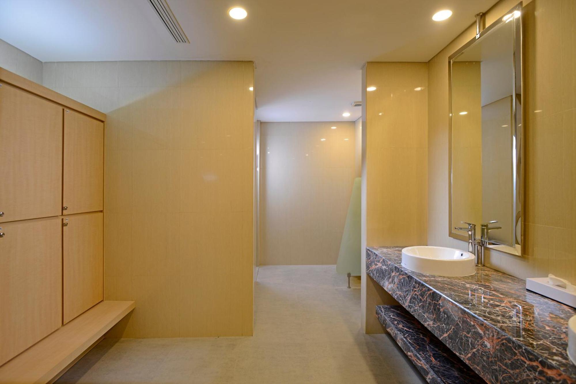 Surya Hotel & Cottages 프리겐 외부 사진
