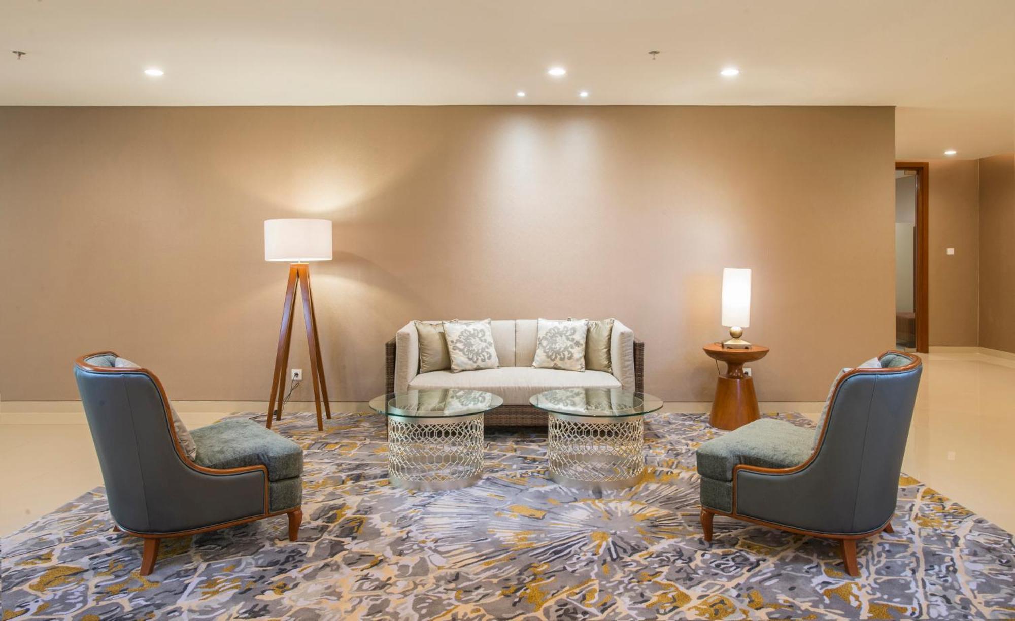 Surya Hotel & Cottages 프리겐 외부 사진