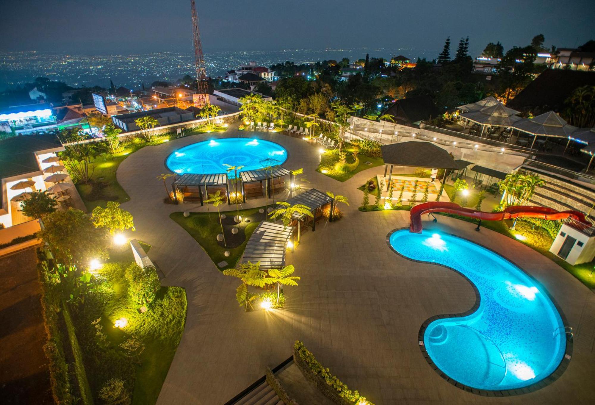 Surya Hotel & Cottages 프리겐 외부 사진