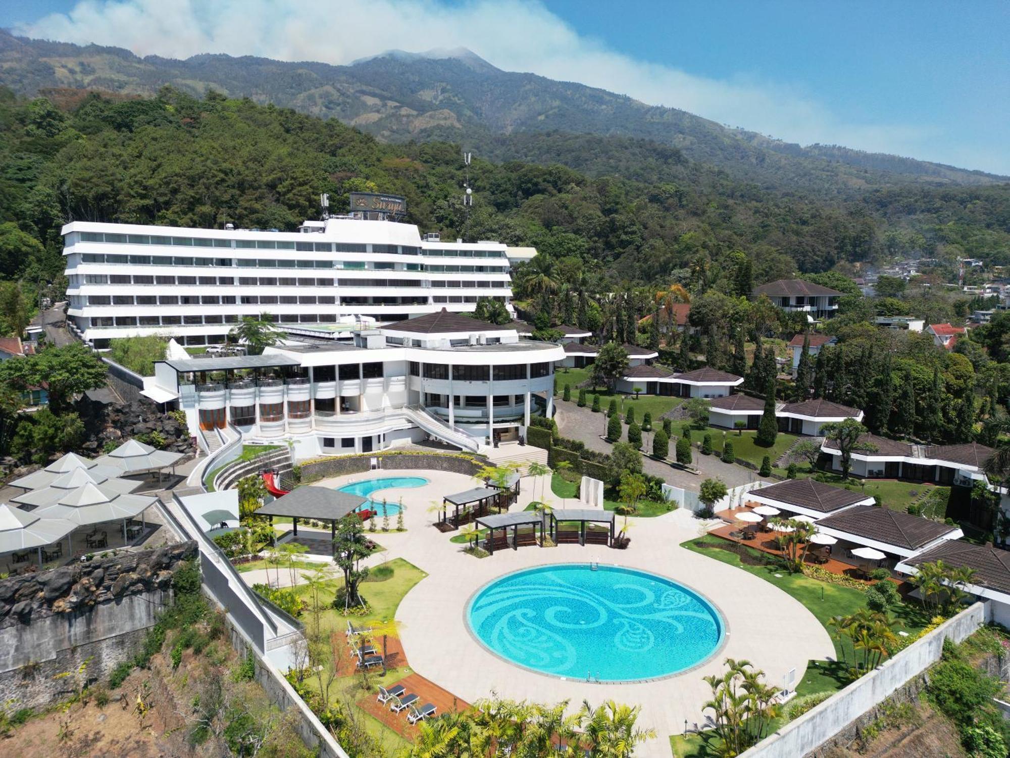 Surya Hotel & Cottages 프리겐 외부 사진